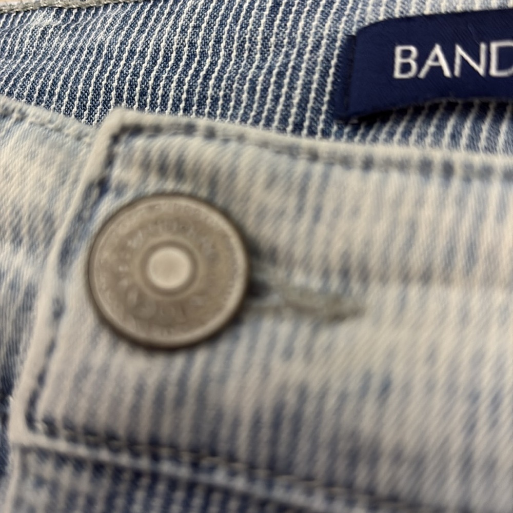 Bandolino Blue & White Striped Cropped Women's Mandie Stretchy Jeans Size 6P - Picture 4 of 12